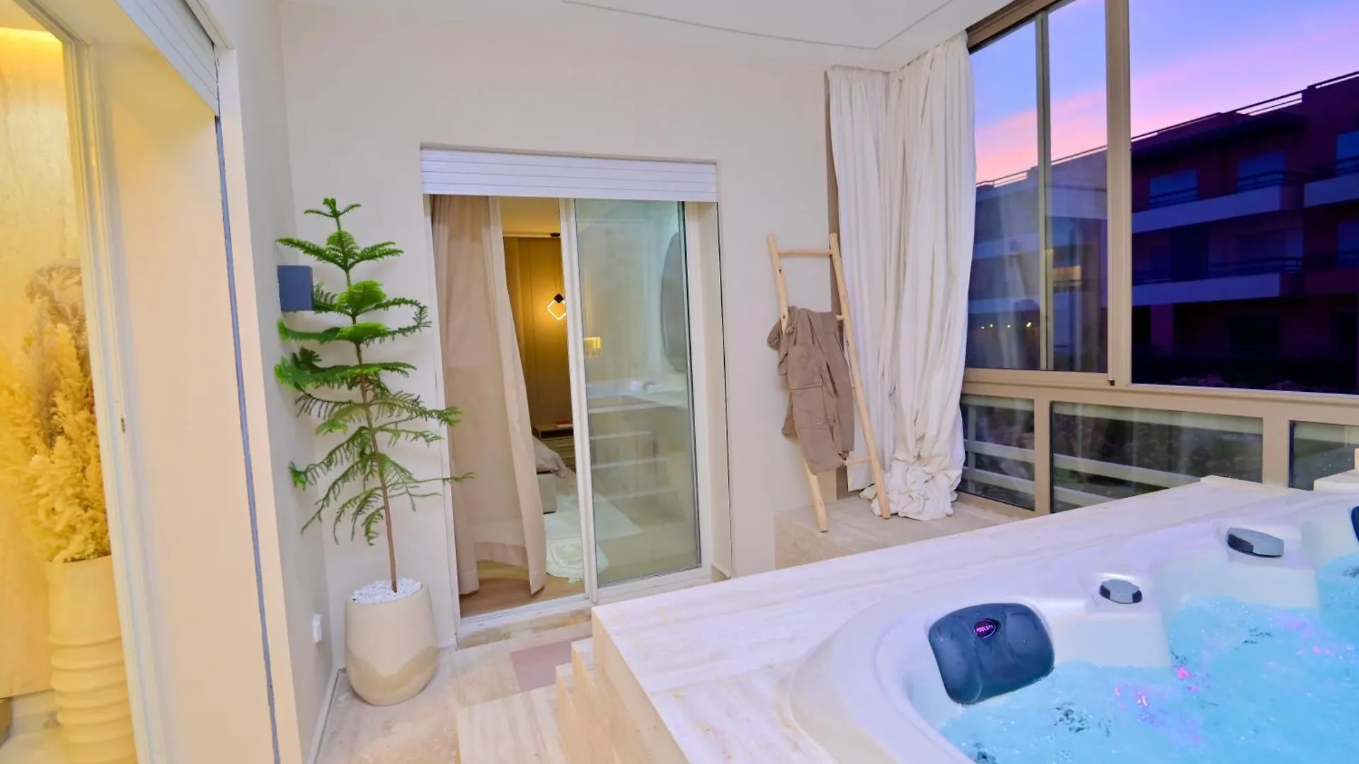 Luxury Apartment With Jaccuzi Marakeş