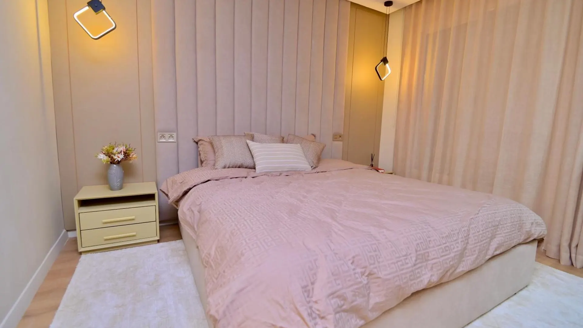 Luxury Apartment With Jaccuzi Marrakesh 0*,